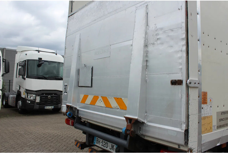 Truk box Renault Midlum 220 * EURO5 * MANUAL *: gambar 11