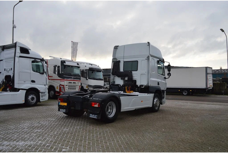 DAF CF 440 * EURO6 * 4X2 * NL TRUCK * - Tractor head: gambar 4 DAF CF 440 * EURO6 * 4X2 * NL TRUCK * - Tractor head: gambar 4