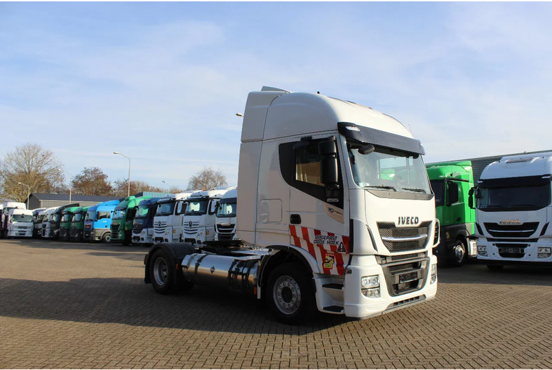 Iveco Stralis 460 * RETARDER * LNG * 4X2 * - Tractor head: gambar 5 Iveco Stralis 460 * RETARDER * LNG * 4X2 * - Tractor head: gambar 5
