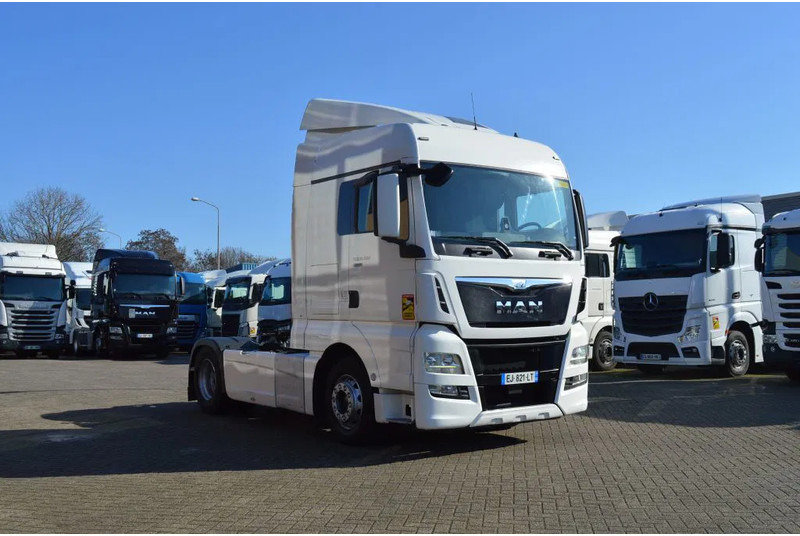 MAN TGX 18.480 * RETARDER * EURO6 * 4X2 * 2 TANK * - Tractor head: gambar 5 MAN TGX 18.480 * RETARDER * EURO6 * 4X2 * 2 TANK * - Tractor head: gambar 5