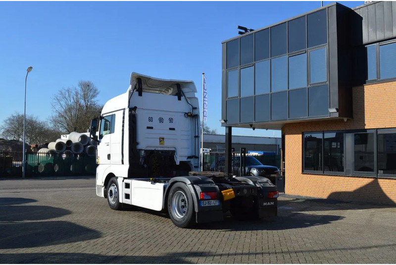 MAN TGX 18.480 * RETARDER * EURO6 * 4X2 * 2 TANK * - Tractor head: gambar 3 MAN TGX 18.480 * RETARDER * EURO6 * 4X2 * 2 TANK * - Tractor head: gambar 3