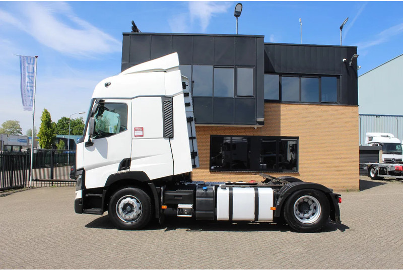 Renault T460 * RETARDER * 2 TANK * 4x2 * - Tractor head: gambar 2 Renault T460 * RETARDER * 2 TANK * 4x2 * - Tractor head: gambar 2