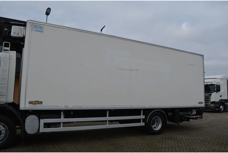 Volvo * EURO5 * CARRIER SUPRA 950MT * 4X2 * - Truk berpendingin: gambar 3 Volvo * EURO5 * CARRIER SUPRA 950MT * 4X2 * - Truk berpendingin: gambar 3