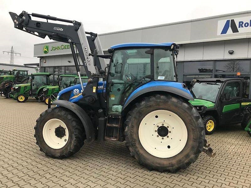 New Holland T4.85 - Traktor: gambar 3 New Holland T4.85 - Traktor: gambar 3