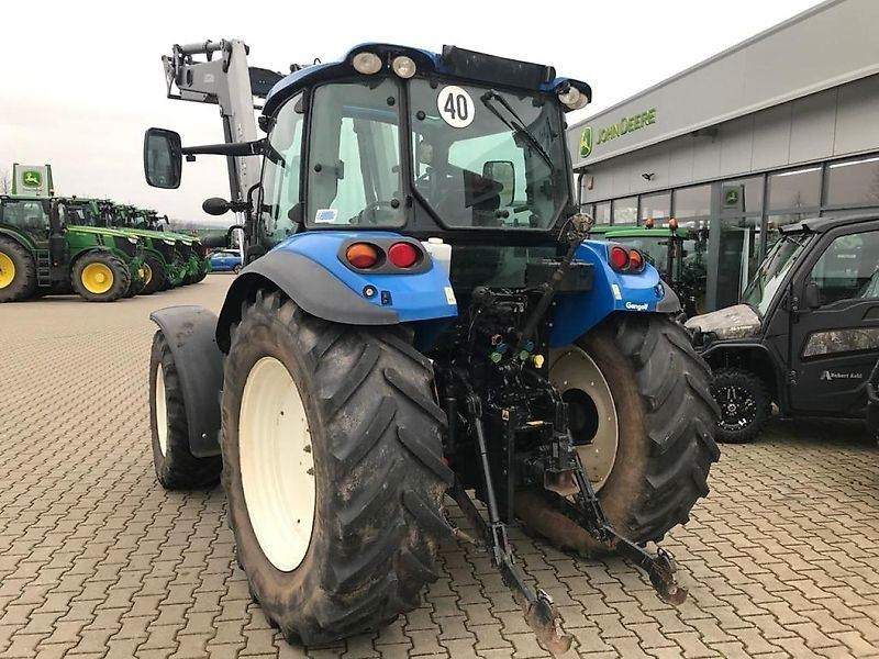 New Holland T4.85 - Traktor: gambar 4 New Holland T4.85 - Traktor: gambar 4
