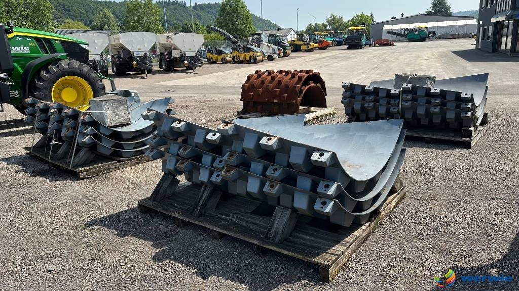 Hamm HAMM + VOLVO Stampffußschalen - Suku cadang untuk Roller: gambar 4 Hamm HAMM + VOLVO Stampffußschalen - Suku cadang untuk Roller: gambar 4