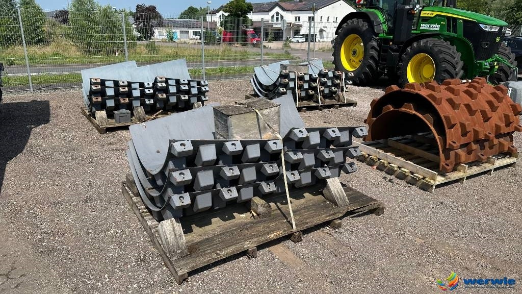 Hamm HAMM + VOLVO Stampffußschalen - Suku cadang untuk Roller: gambar 3 Hamm HAMM + VOLVO Stampffußschalen - Suku cadang untuk Roller: gambar 3