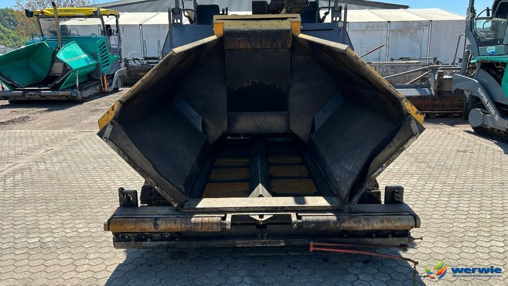 Volvo ABG TITAN 5820 - Paver aspal: gambar 2 Volvo ABG TITAN 5820 - Paver aspal: gambar 2