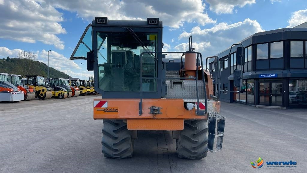 Wirtgen WR2400 - Mesin aspal: gambar 3 Wirtgen WR2400 - Mesin aspal: gambar 3
