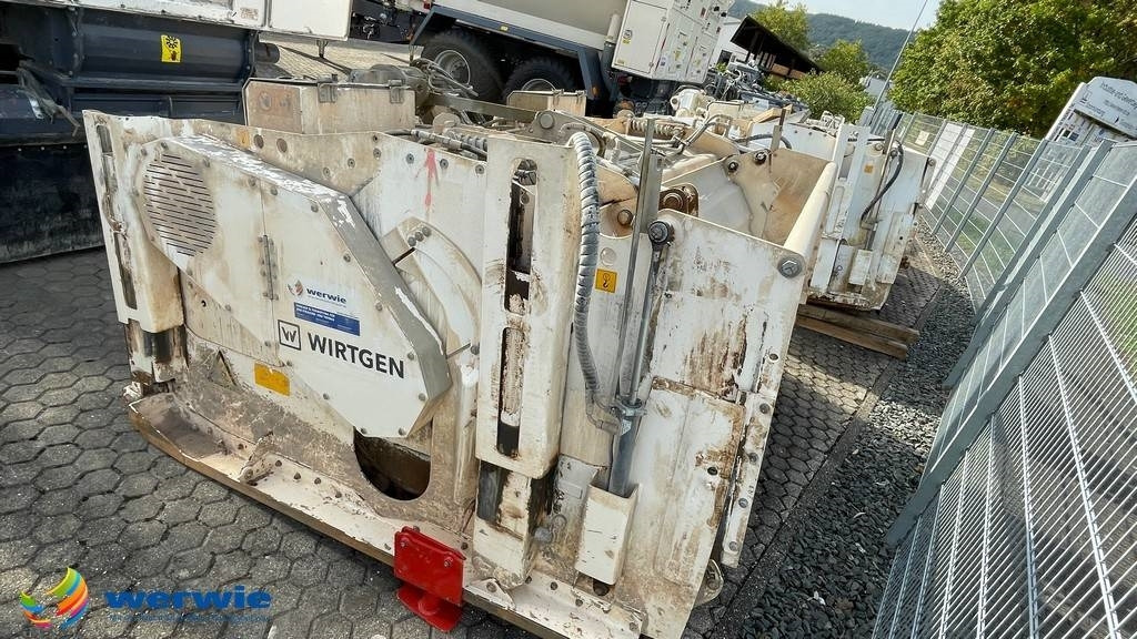 Wirtgen WS 250 - Mesin aspal: gambar 2 Wirtgen WS 250 - Mesin aspal: gambar 2