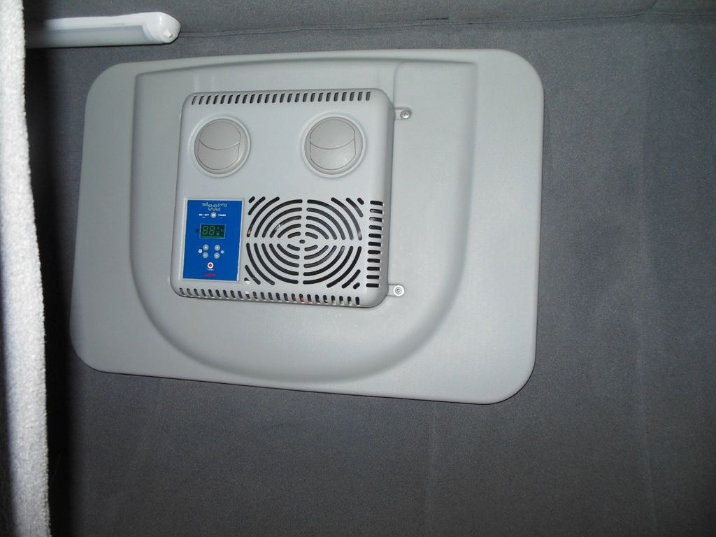 Van box Iveco DAILY 60C15: gambar 22