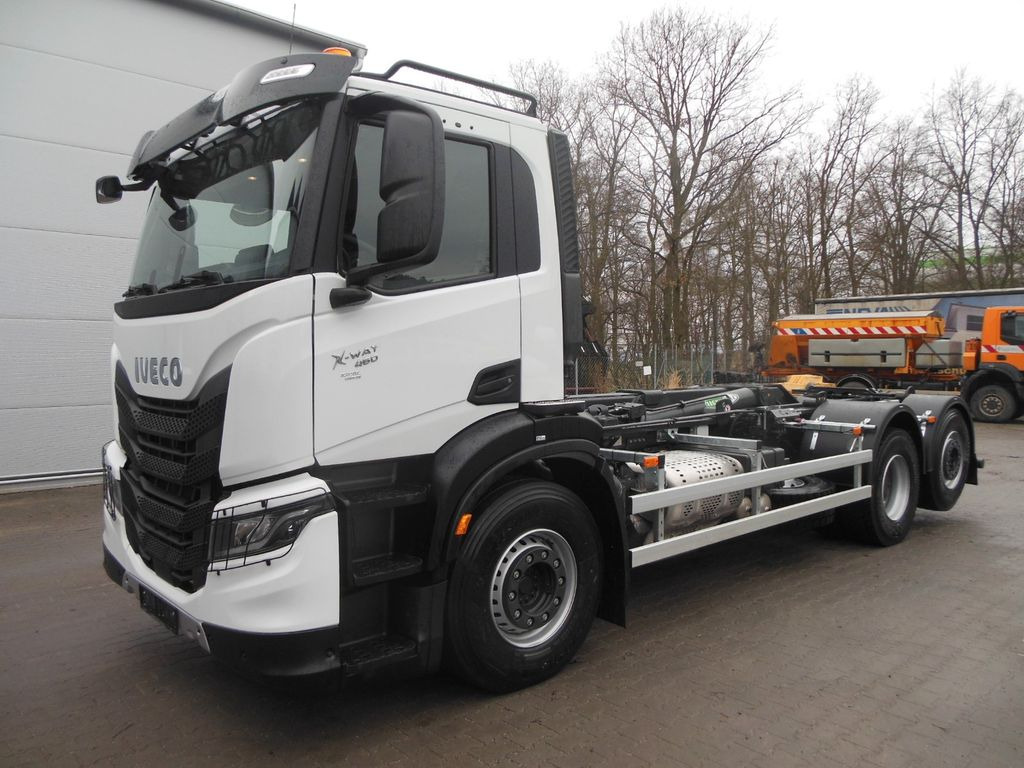 Iveco X-WAY AD 280X46, 6X2, LENK/LIFT, TNH 20T,SOFORT! Iveco X-WAY AD 280X46, 6X2, LENK/LIFT, TNH 20T,SOFORT! - Hook lift: gambar 1 Iveco X-WAY AD 280X46, 6X2, LENK/LIFT, TNH 20T,SOFORT! Iveco X-WAY AD 280X46, 6X2, LENK/LIFT, TNH 20T,SOFORT! - Hook lift: gambar 1