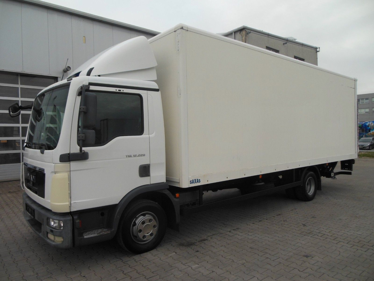 MAN TGL 12.220 BB, D-HOLLANDIA - Truk box: gambar 1 MAN TGL 12.220 BB, D-HOLLANDIA - Truk box: gambar 1