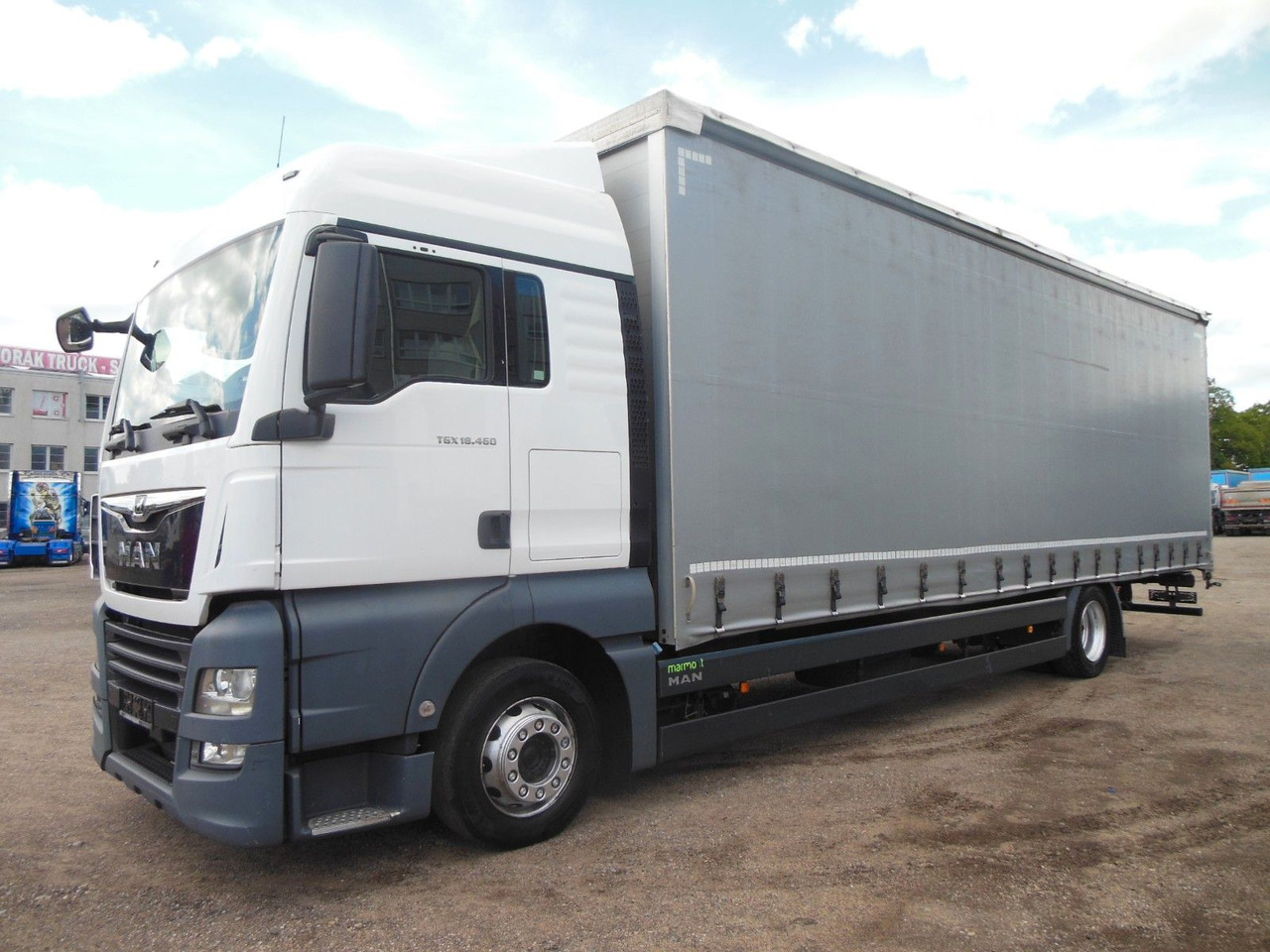 MAN TGX 18.460, XLX, VOLL LUFT, PRITSCHE 9,2M, TOP!! - Truk dengan terpal samping: gambar 1 MAN TGX 18.460, XLX, VOLL LUFT, PRITSCHE 9,2M, TOP!! - Truk dengan terpal samping: gambar 1