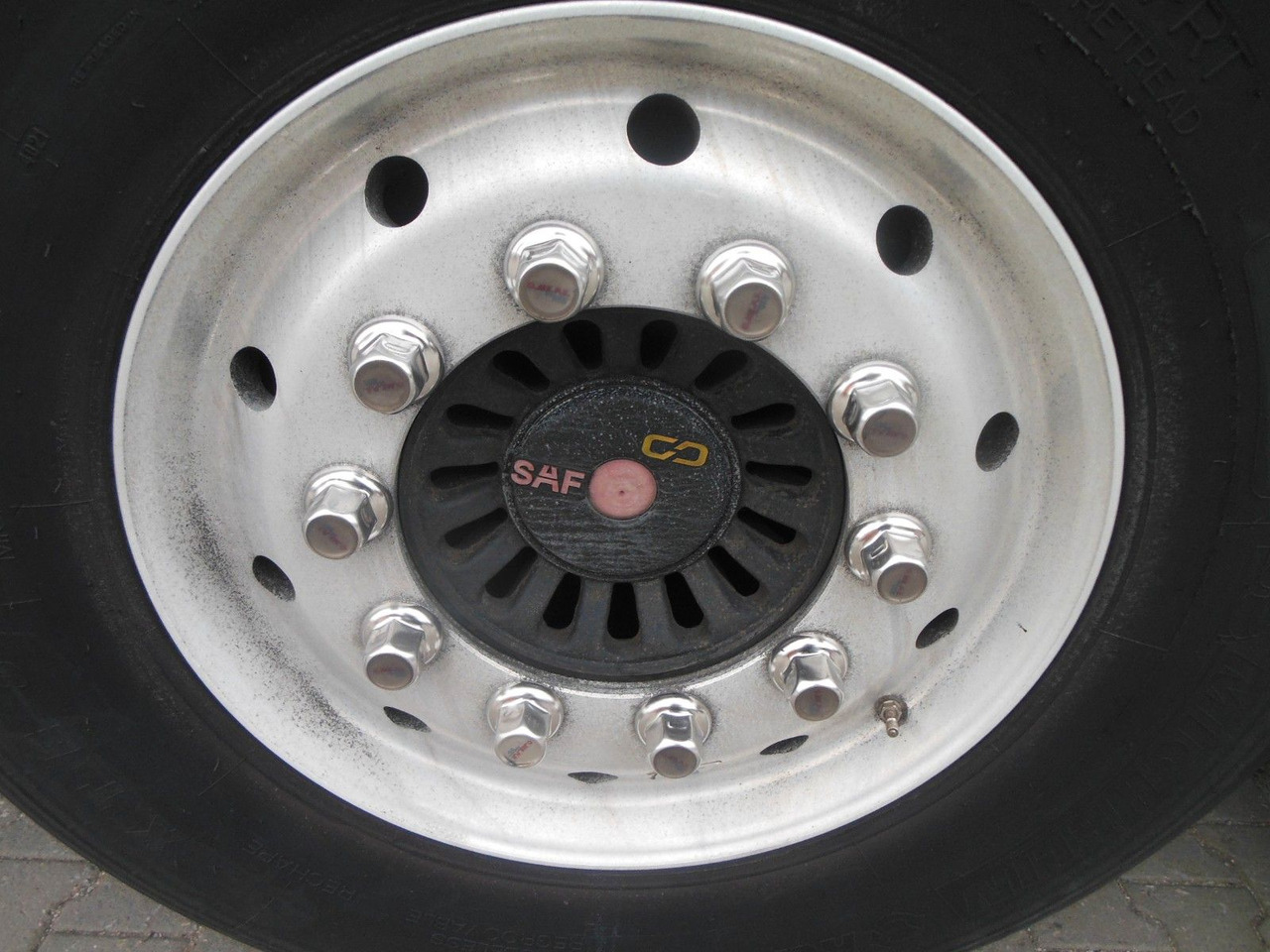 O.ME.P.S. CM, 39.000L - Semi trailer silo: gambar 5 O.ME.P.S. CM, 39.000L - Semi trailer silo: gambar 5