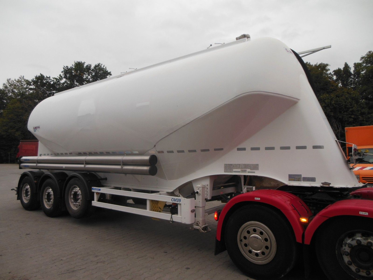 O.ME.P.S. CM, 39.000L - Semi trailer silo: gambar 2 O.ME.P.S. CM, 39.000L - Semi trailer silo: gambar 2