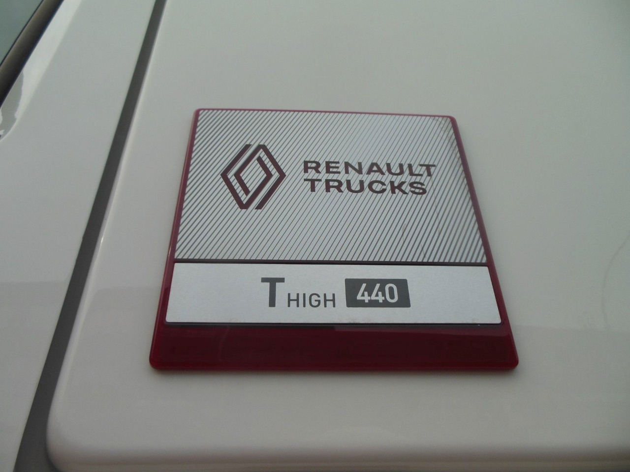 Renault T 440, 6X2, D-HOLLANDIA, 23 PALETTEN, WIE NEUE! - Truk dengan terpal samping: gambar 5 Renault T 440, 6X2, D-HOLLANDIA, 23 PALETTEN, WIE NEUE! - Truk dengan terpal samping: gambar 5