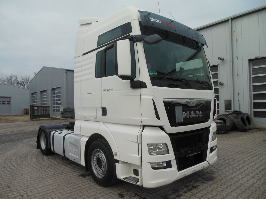 MAN TGX 18.440 BLS, INTARDER, AUTOMATIC, EURO 6 MAN TGX 18.440 BLS, INTARDER, AUTOMATIC, EURO 6 - Tractor head: gambar 2 MAN TGX 18.440 BLS, INTARDER, AUTOMATIC, EURO 6 MAN TGX 18.440 BLS, INTARDER, AUTOMATIC, EURO 6 - Tractor head: gambar 2