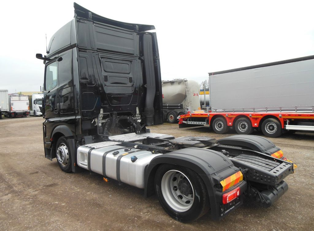 Mercedes-Benz 1848 ACTROS, LOWDECK, GIGA SPACE, STANDKLIMA - Tractor head: gambar 4 Mercedes-Benz 1848 ACTROS, LOWDECK, GIGA SPACE, STANDKLIMA - Tractor head: gambar 4