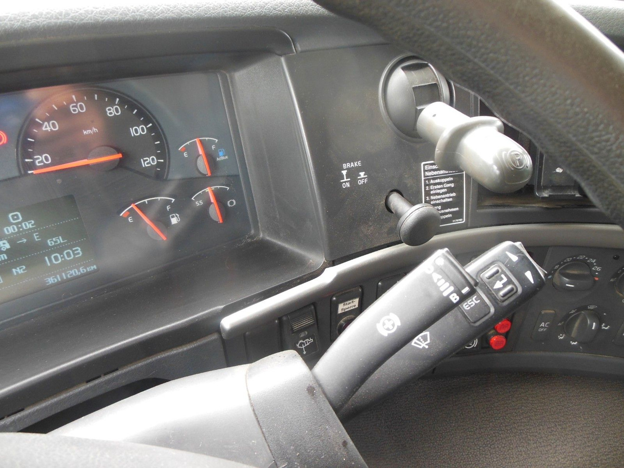 Leasing  Volvo FM 410, 6X2, DREISEITEN KIPPER, HIAB XS 211 Volvo FM 410, 6X2, DREISEITEN KIPPER, HIAB XS 211: gambar 23