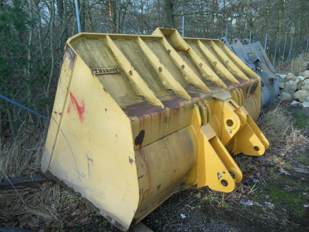 Volvo L120 - Schaufel 3,8m3 Volvo L120 - Schaufel 3,8m3 - Ember loader: gambar 1 Volvo L120 - Schaufel 3,8m3 Volvo L120 - Schaufel 3,8m3 - Ember loader: gambar 1