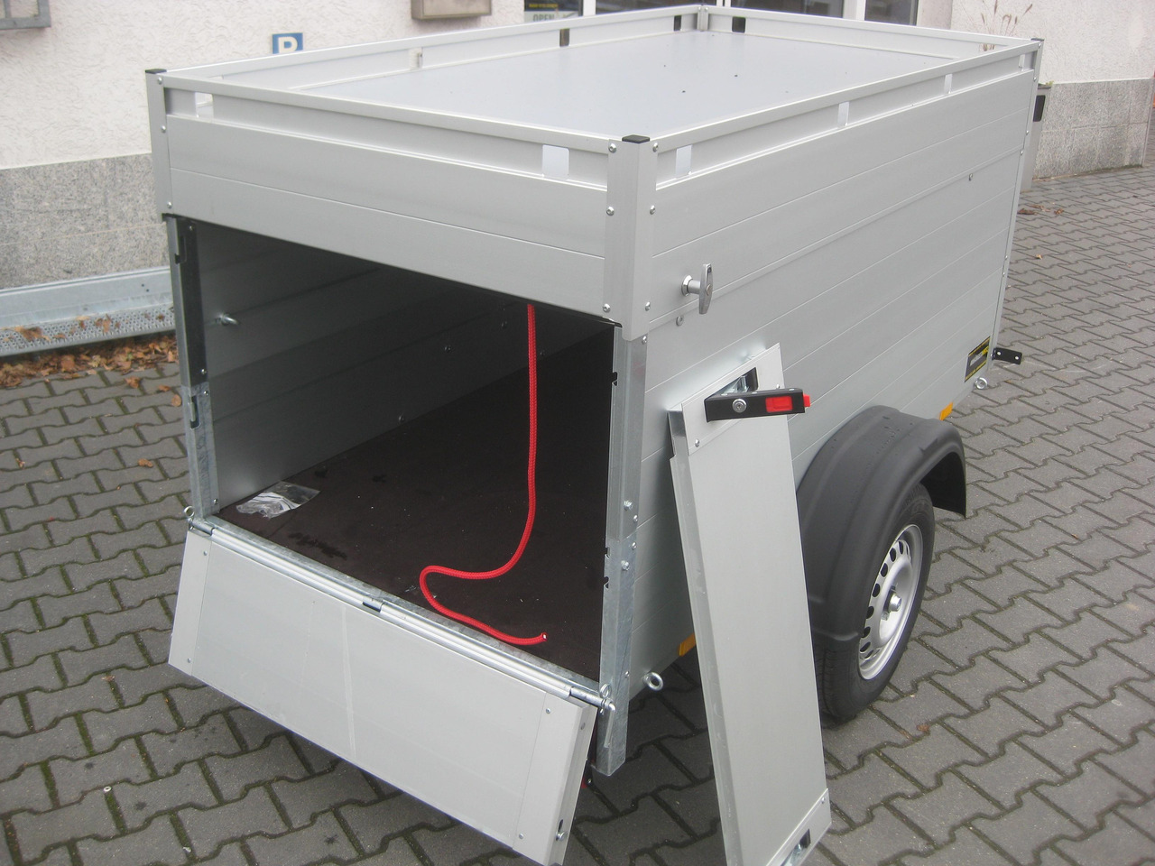 ALUBOXX Deckelanhänger GT 750 VT1 201x101x83cm (XS) 750kg - Trailer kotak tertutup: gambar 2 ALUBOXX Deckelanhänger GT 750 VT1 201x101x83cm (XS) 750kg - Trailer kotak tertutup: gambar 2