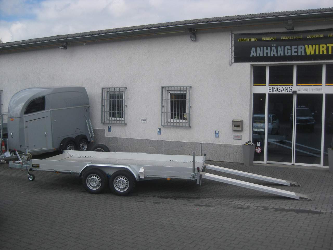 Anssems Transporter AMT 2500 407x180x18cm Aluboden Alurampen Seilwinde 2500kg online - Trailer autotransporter: gambar 1 Anssems Transporter AMT 2500 407x180x18cm Aluboden Alurampen Seilwinde 2500kg online - Trailer autotransporter: gambar 1
