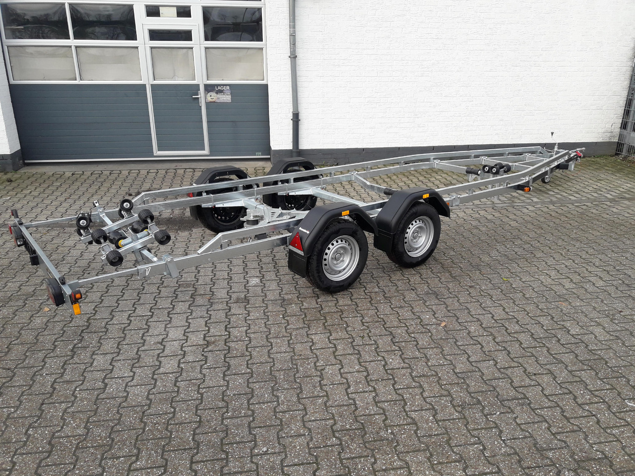 Trailer perahu Brenderup Bootstrailer Premium 242500 TB SR 2500 Superrollen Winde 2500kg 312269 Modell 2024: gambar 6