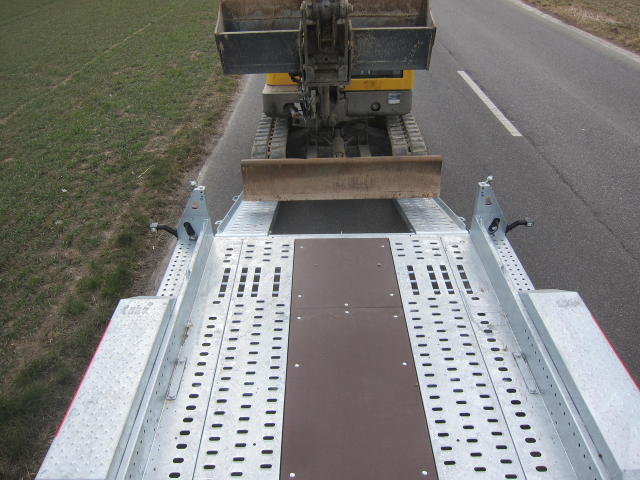 Trailer untuk mesin konstruksi Brian James Digger Plant 543-3217-35 320x170cm Schaufelablage Rampen Reserverad 3500kg: gambar 7