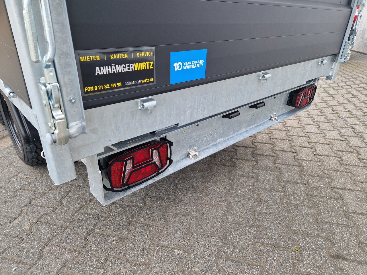 Trailer jungkit COBALT+ 335x180x40cm black +40cm hohe Aluwände Elektro Rampen Stützen Parabelfederung 3500kg: gambar 13