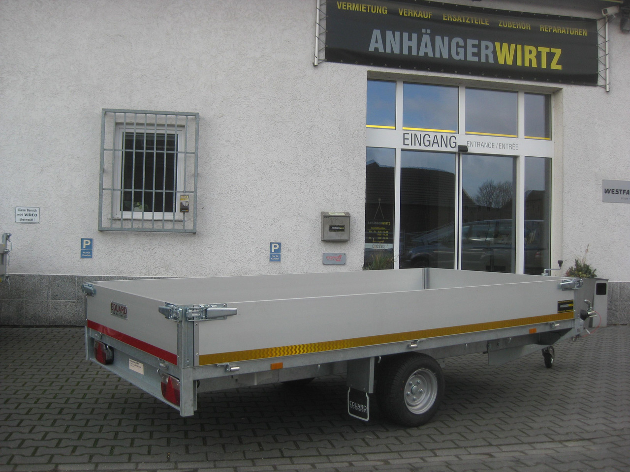 Trailer mobil Hochlader 310x160x30cm Lfh: 56cm 10" niedrig Fahrwerk (M) 1500kg: gambar 6
