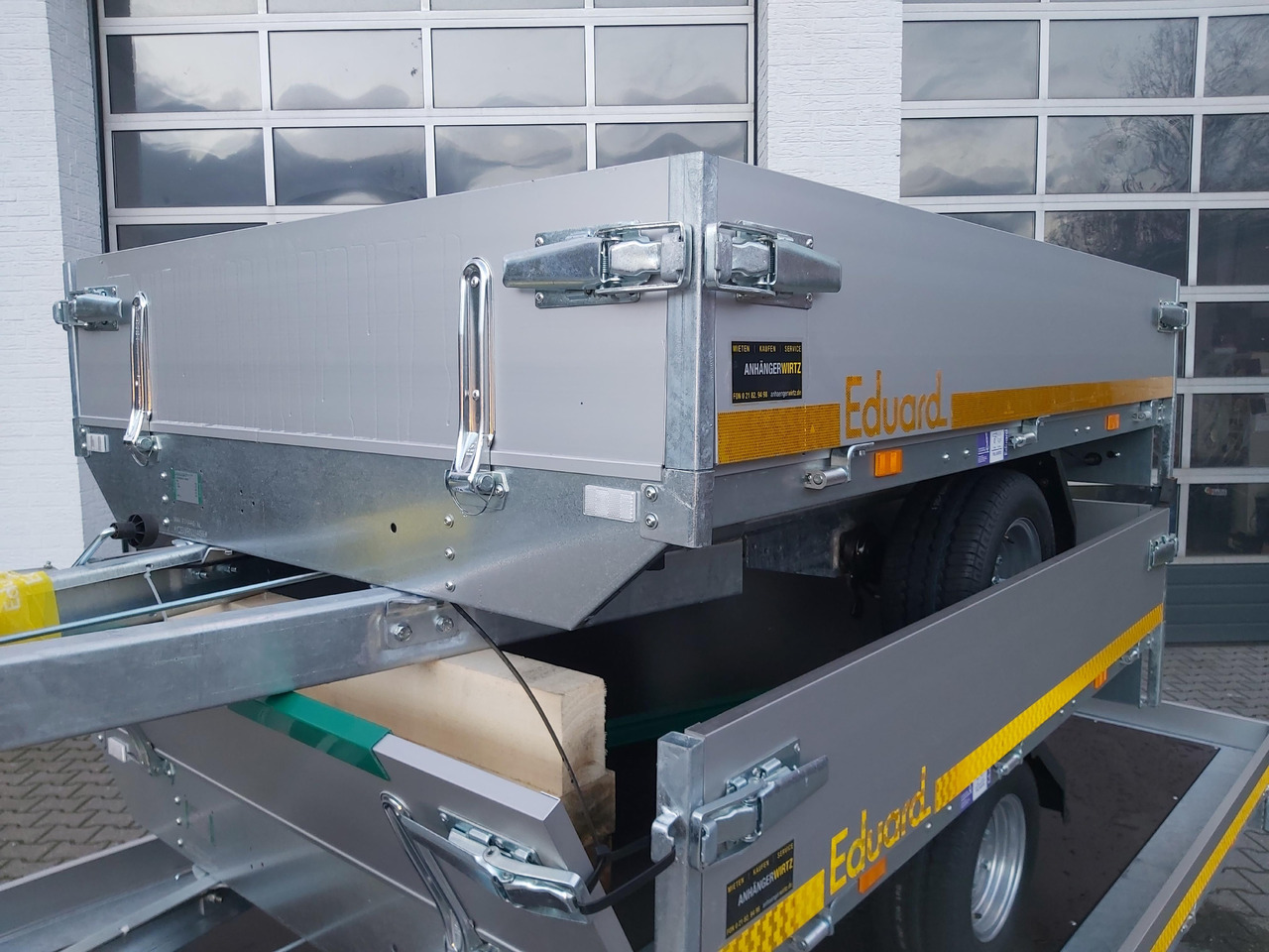 Hochlader light 2014 GE 200x145x30cm niedrig Fahrwerk 10" (XS) 750kg gebremst - Trailer mobil: gambar 2 Hochlader light 2014 GE 200x145x30cm niedrig Fahrwerk 10" (XS) 750kg gebremst - Trailer mobil: gambar 2