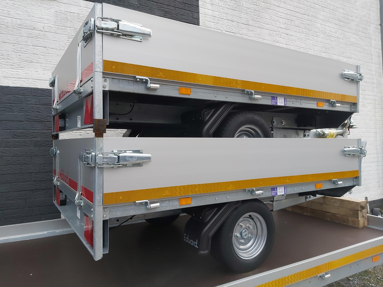 Hochlader light 2014 GE 200x145x30cm niedrig Fahrwerk 10" (XS) 750kg gebremst - Trailer mobil: gambar 3 Hochlader light 2014 GE 200x145x30cm niedrig Fahrwerk 10" (XS) 750kg gebremst - Trailer mobil: gambar 3