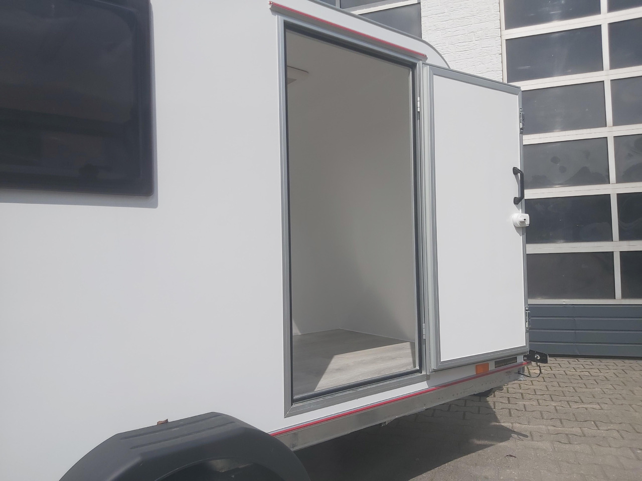 Karavan Kargo Camp TFS S Midi 320x150x150cm aero Seitentür Fenster Strom 230V (S) 750kg gebremst Modell 22: gambar 8
