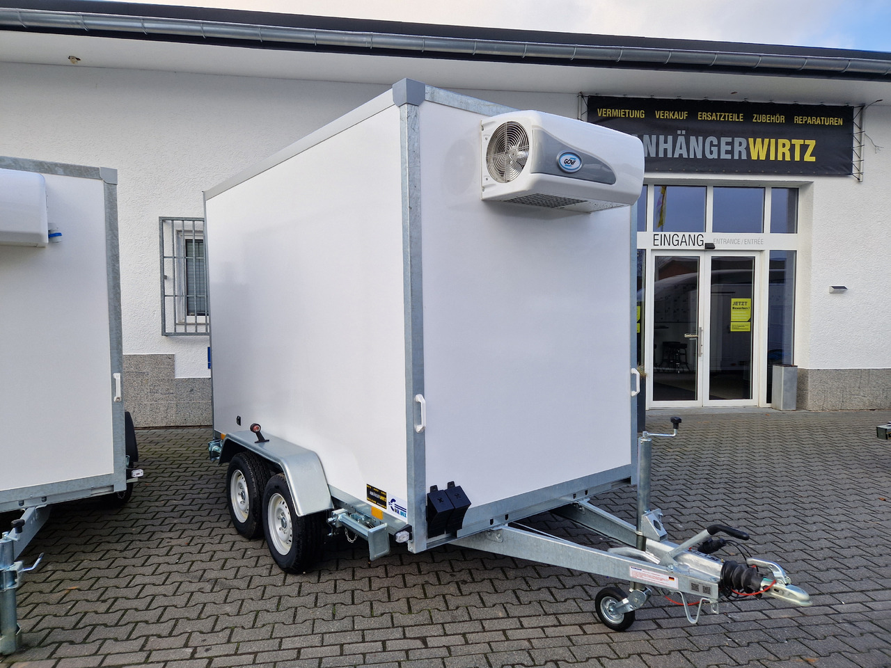 Trailer berpendingin Kargo CoolBoxx FK2030HT 296x162x200cm 230V Govi Kühlung Stützen 2000kg 100km/H Abverkauf: gambar 18
