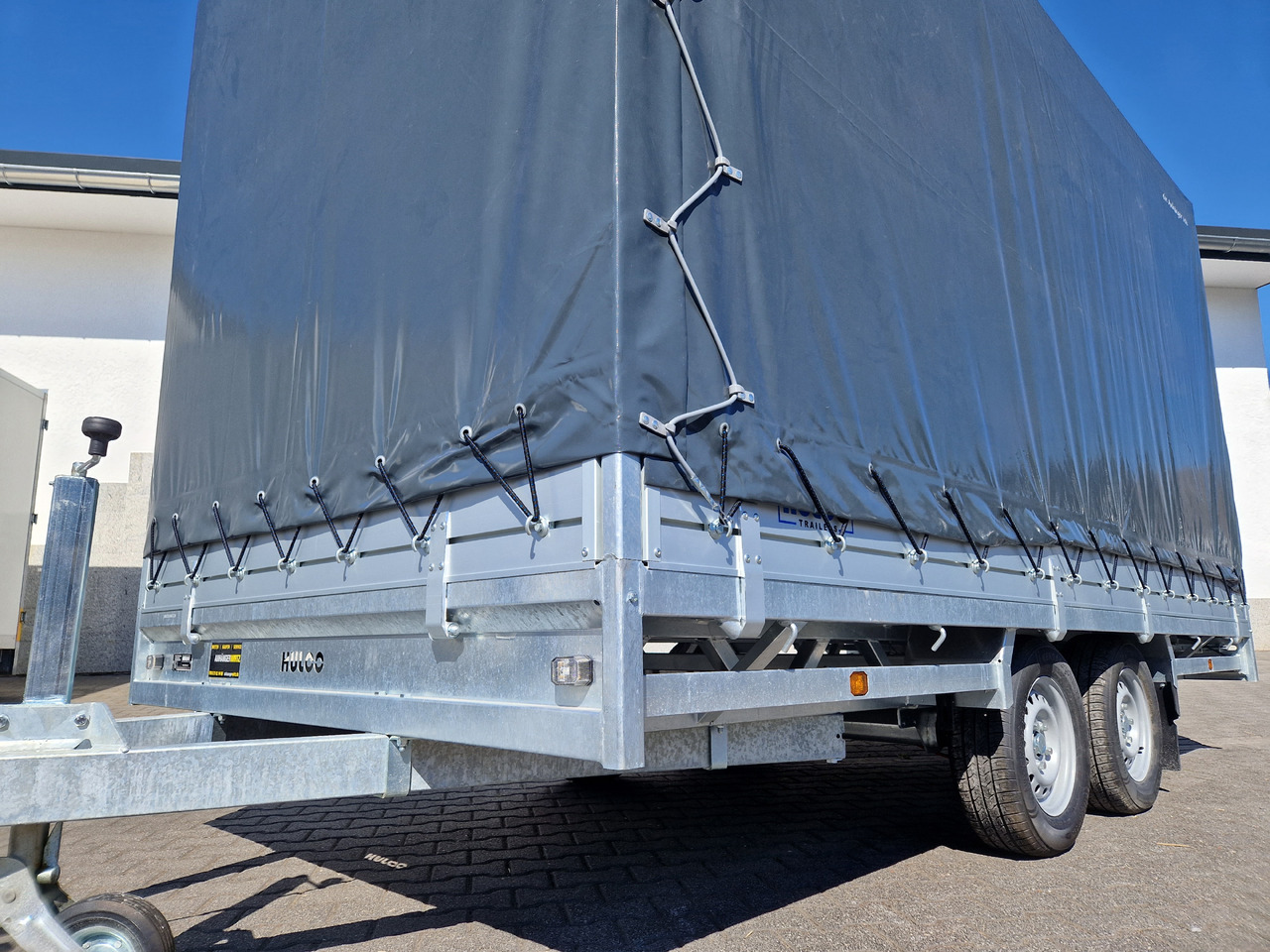 MEDAX - 2 3000 405x203x210cm Hochplane grau 12" niedrig Fahrwerk 3000kg - Trailer dengan terpal samping: gambar 3 MEDAX - 2 3000 405x203x210cm Hochplane grau 12" niedrig Fahrwerk 3000kg - Trailer dengan terpal samping: gambar 3