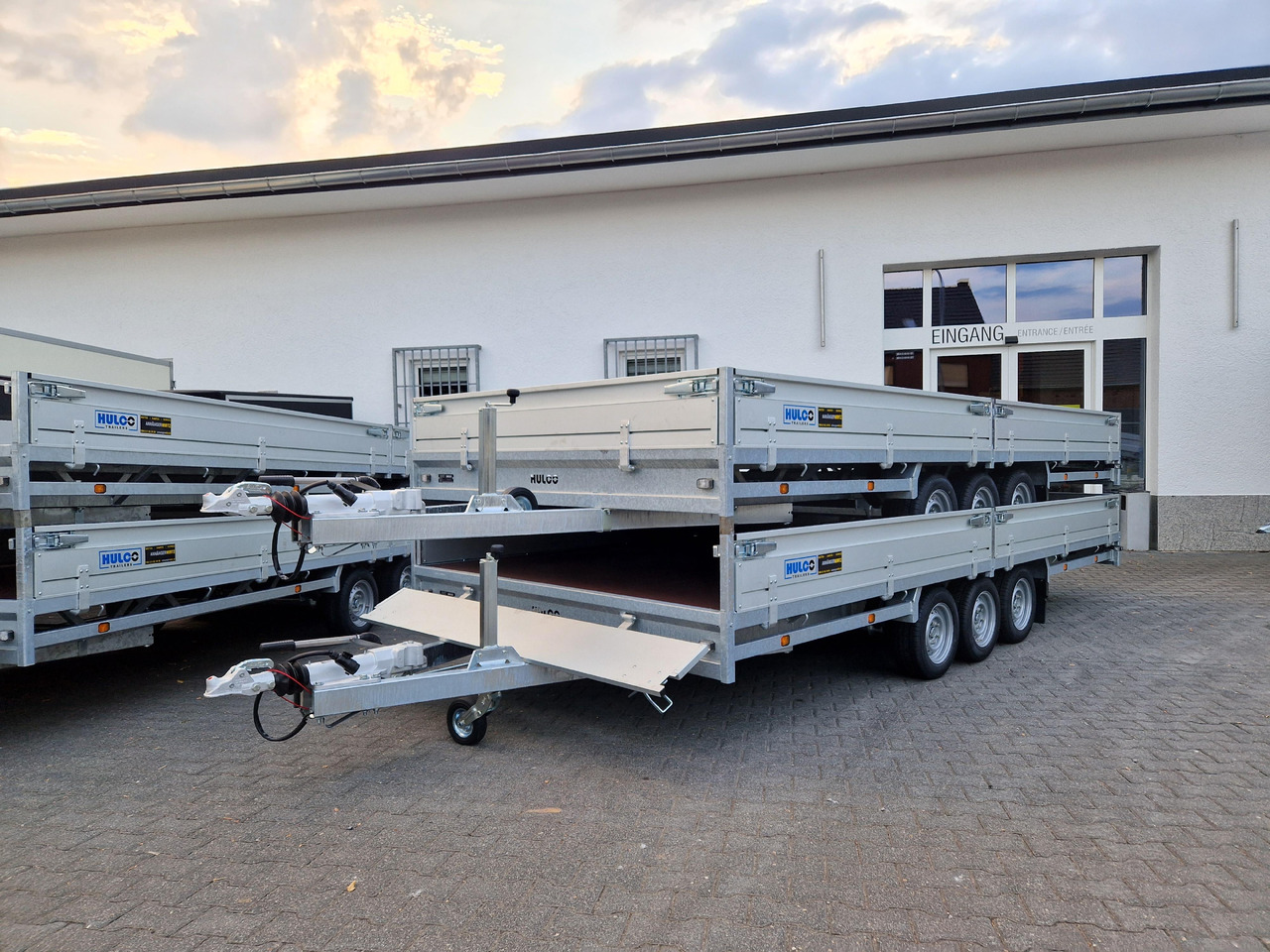 MEDAX - 3 3500 502x223x30cm Tridem 12" niedrig Fahrwerk (XXL) 3500kg - Trailer flatbed: gambar 2 MEDAX - 3 3500 502x223x30cm Tridem 12" niedrig Fahrwerk (XXL) 3500kg - Trailer flatbed: gambar 2