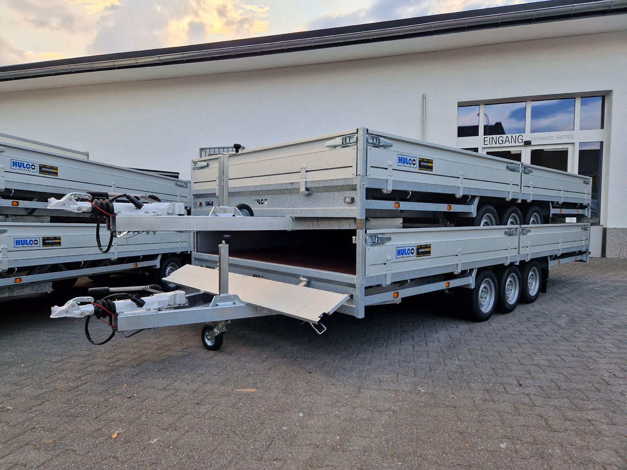MEDAX - 3 3500 502x223x30cm Tridem 12" niedrig Fahrwerk (XXL) 3500kg - Trailer flatbed: gambar 1 MEDAX - 3 3500 502x223x30cm Tridem 12" niedrig Fahrwerk (XXL) 3500kg - Trailer flatbed: gambar 1