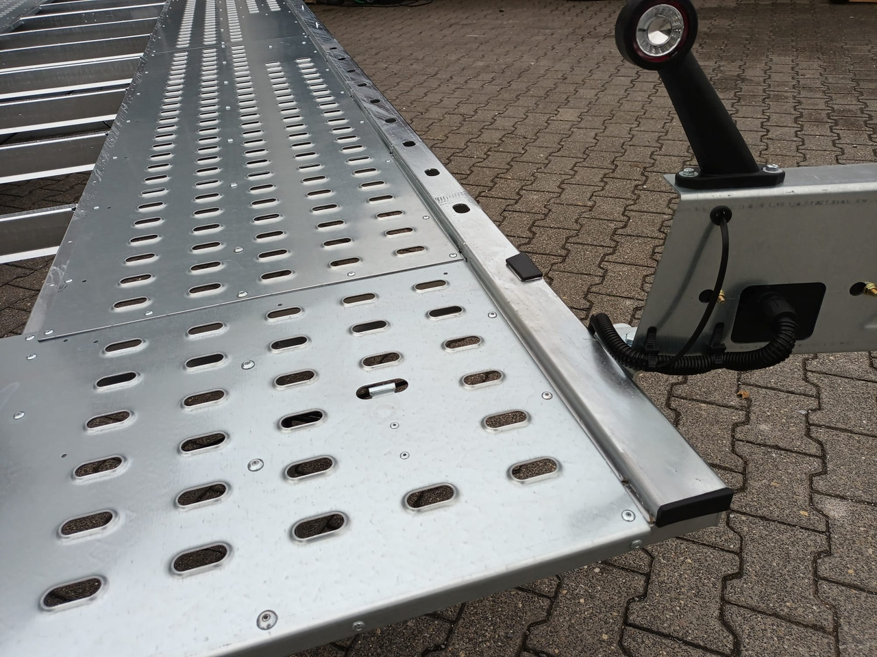 Martz Cartrailer GT KIPP 480/2 3T 480x205cm Profi Lohr Stahl Winde 10" 3000kg 100km/H - Trailer autotransporter: gambar 5 Martz Cartrailer GT KIPP 480/2 3T 480x205cm Profi Lohr Stahl Winde 10" 3000kg 100km/H - Trailer autotransporter: gambar 5