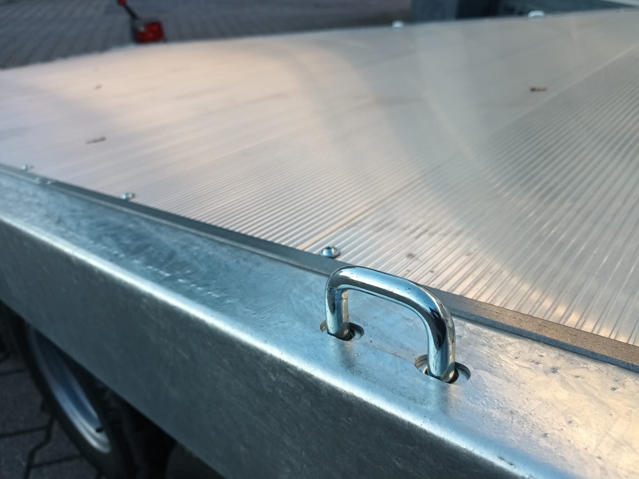 Martz Cartrailer GT KIPP 580/3 3,5T 580x215cm Profi Aluboden Winde Tridem 10" 3500kg 100 km/H - Trailer autotransporter: gambar 4 Martz Cartrailer GT KIPP 580/3 3,5T 580x215cm Profi Aluboden Winde Tridem 10" 3500kg 100 km/H - Trailer autotransporter: gambar 4