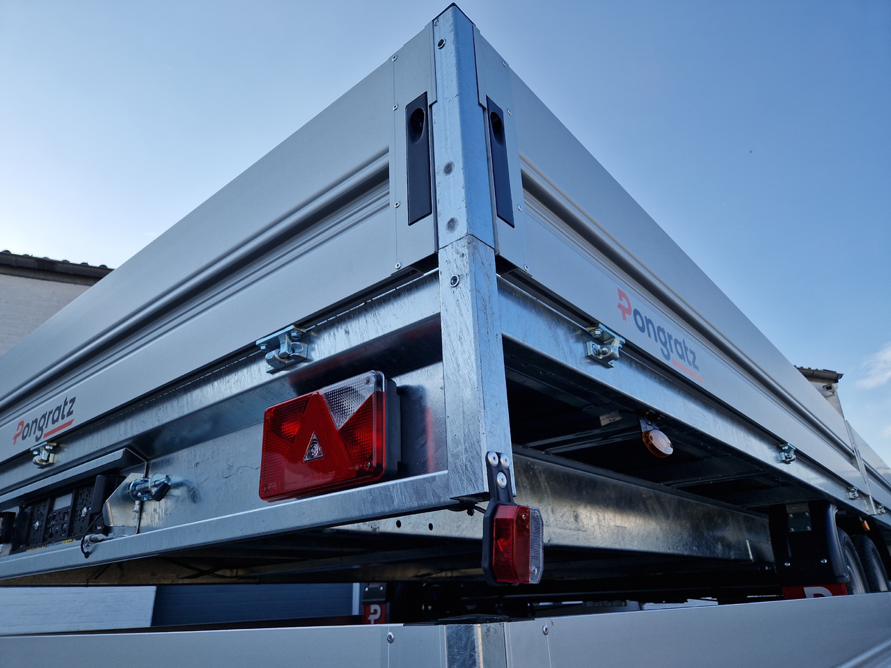 Pongratz Pritschenhochlader PHL 6030/24 T-AL-S 603x246x36cm Tandem 13" 3500kg Winter Aktion - Trailer flatbed: gambar 4 Pongratz Pritschenhochlader PHL 6030/24 T-AL-S 603x246x36cm Tandem 13" 3500kg Winter Aktion - Trailer flatbed: gambar 4