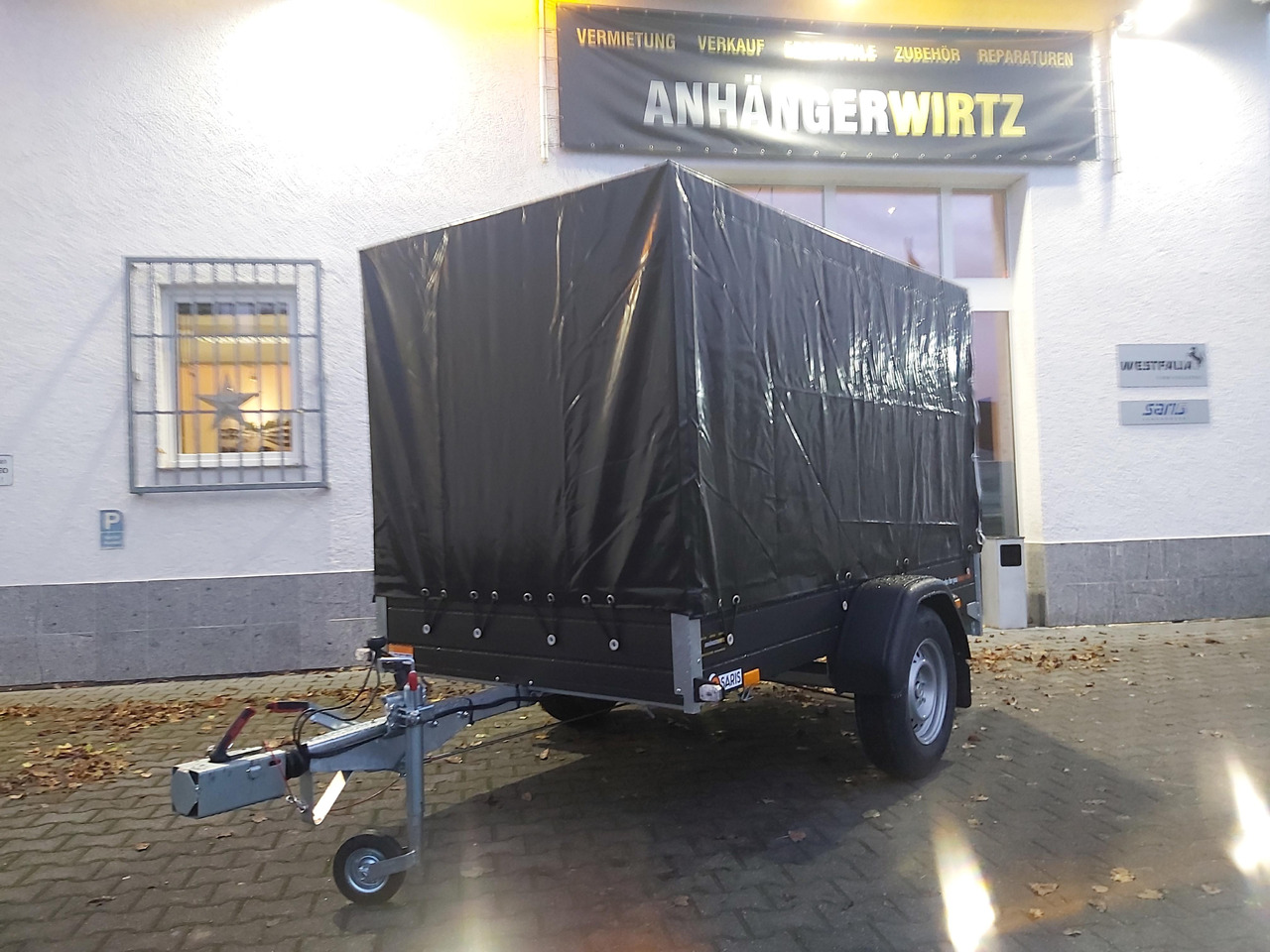 Saris Anhänger DV135 McAlu Pro MP 255x133x150cm Hochplane black (S)1350kg black deal Januar Aktio - Trailer mobil: gambar 1 Saris Anhänger DV135 McAlu Pro MP 255x133x150cm Hochplane black (S)1350kg black deal Januar Aktio - Trailer mobil: gambar 1