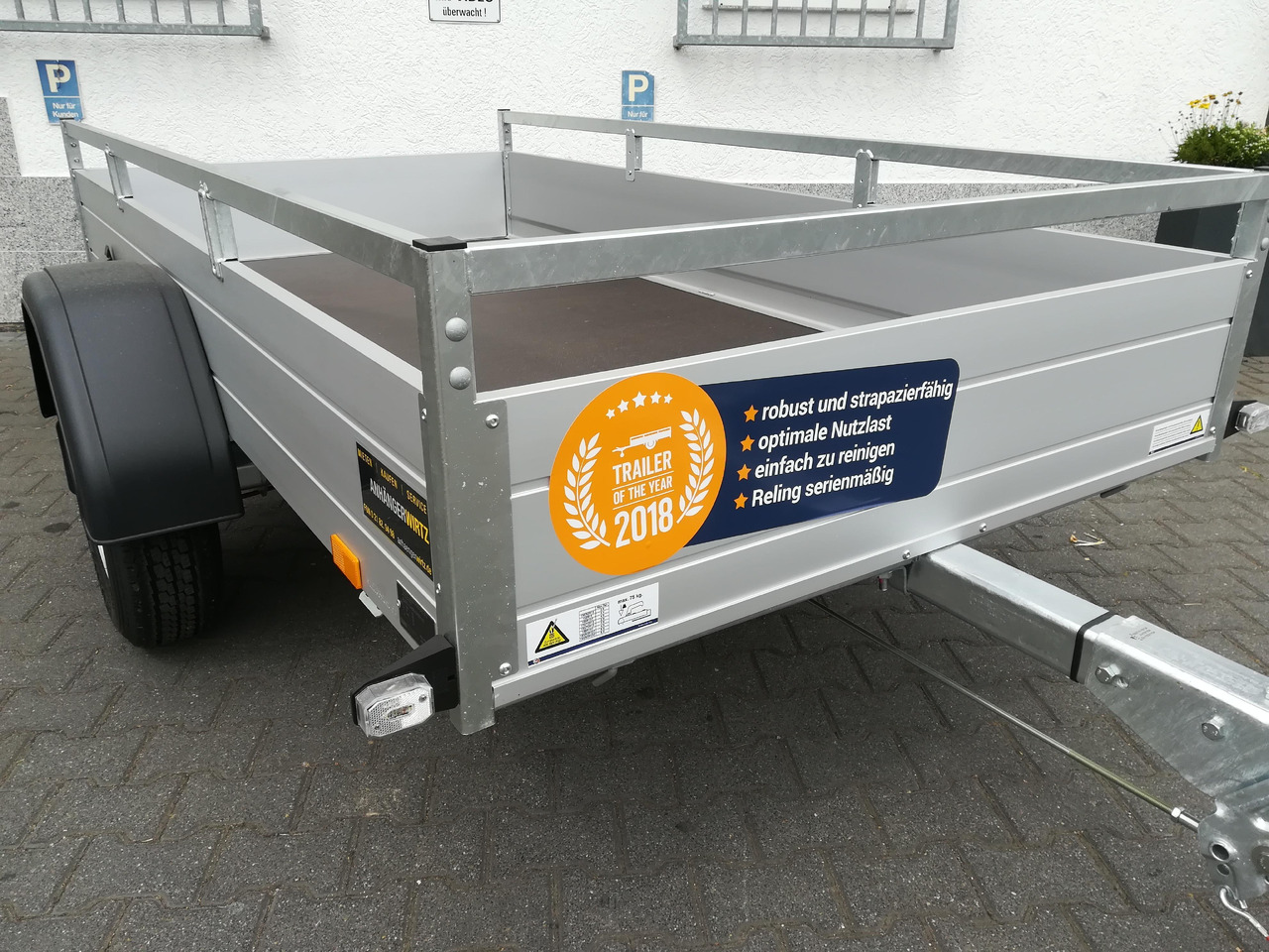 Saris Anhänger DV135 McAlu Pro MP 255x133x43cm (S) 1350kg Online Aktion Modell 2024 - Trailer mobil: gambar 5 Saris Anhänger DV135 McAlu Pro MP 255x133x43cm (S) 1350kg Online Aktion Modell 2024 - Trailer mobil: gambar 5