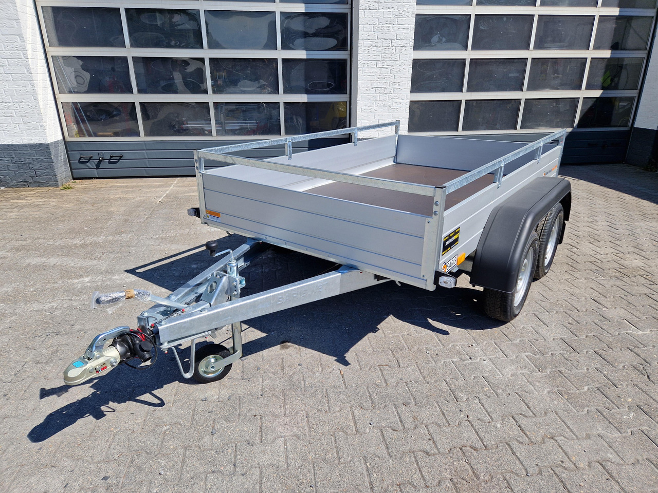 Saris Anhänger DW2000 McAlu Pro 255x153x43cm 2000kg kurz und breit - Trailer flatbed: gambar 1 Saris Anhänger DW2000 McAlu Pro 255x153x43cm 2000kg kurz und breit - Trailer flatbed: gambar 1
