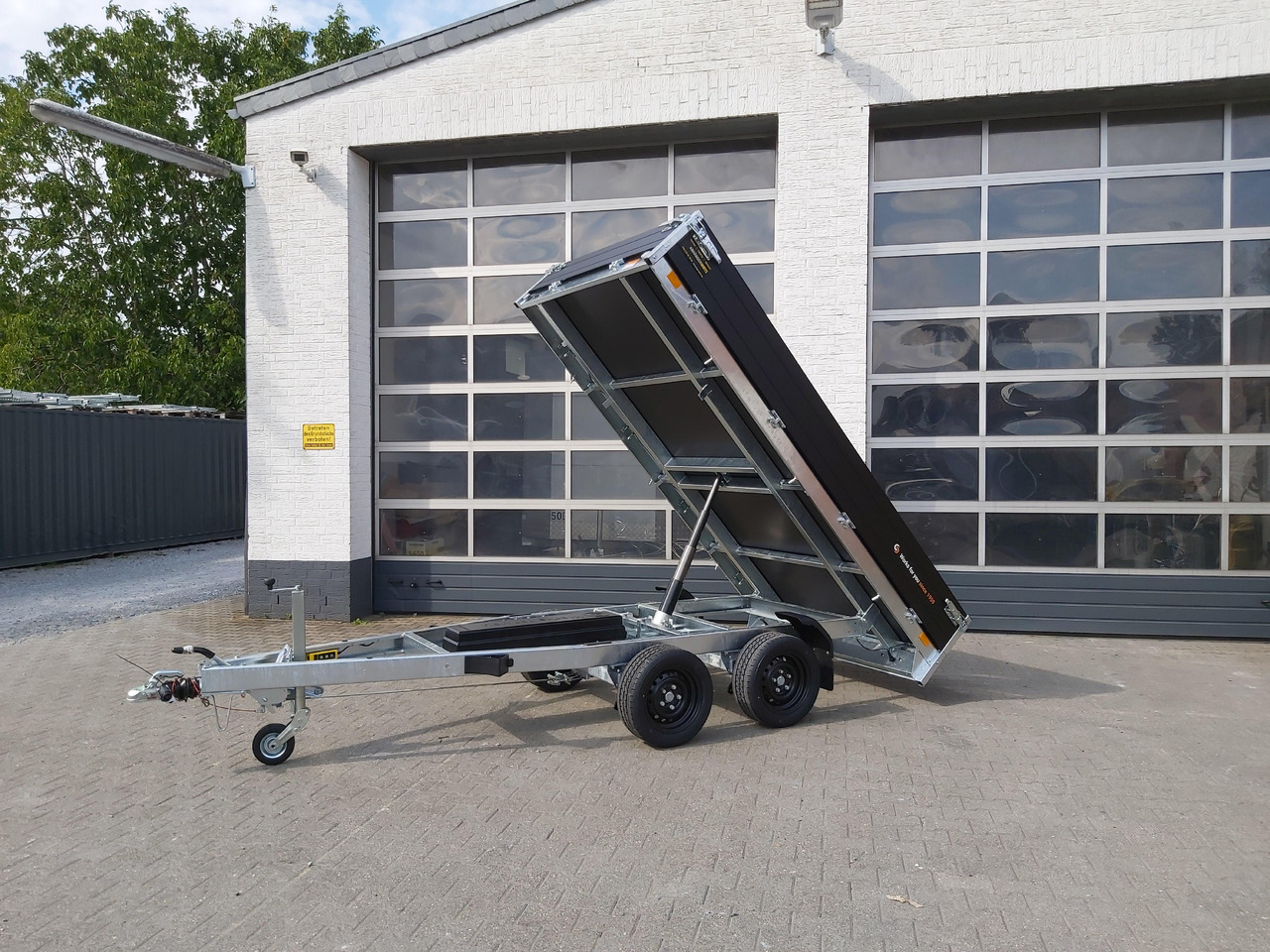 Saris Kipper K1 306 170 2700 2 E 306x170x30cm black Edition Elektro (M) 2700kg Online Aktion - Trailer jungkit: gambar 3 Saris Kipper K1 306 170 2700 2 E 306x170x30cm black Edition Elektro (M) 2700kg Online Aktion - Trailer jungkit: gambar 3