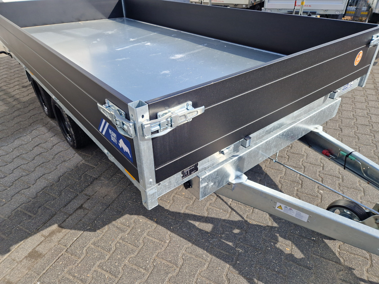 Saris Kipper K3 406 204 3500 2 HD E 406x204x35cm black Alu Auffahrrampen Stützen LED 3500kg - Trailer jungkit: gambar 4 Saris Kipper K3 406 204 3500 2 HD E 406x204x35cm black Alu Auffahrrampen Stützen LED 3500kg - Trailer jungkit: gambar 4