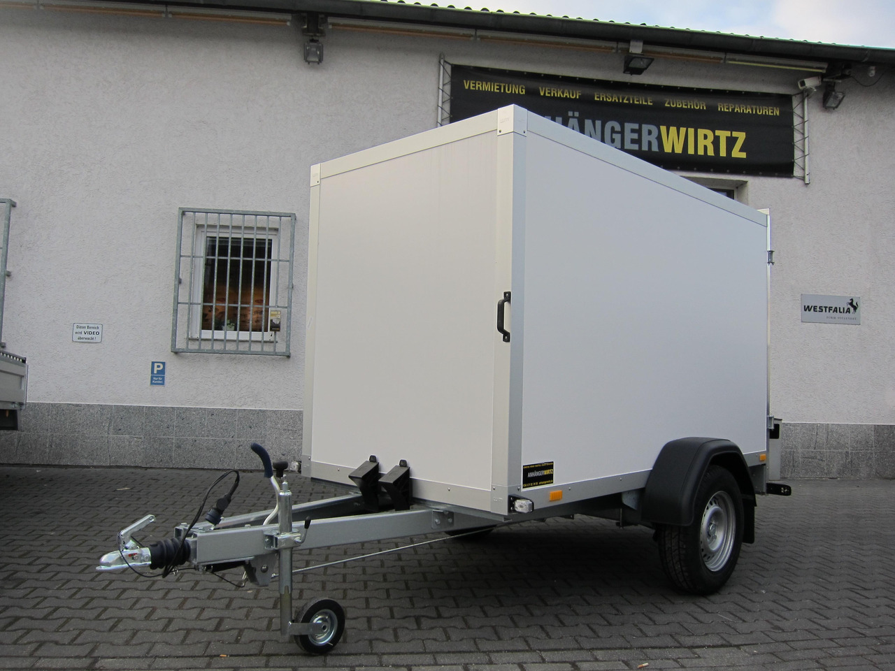 WM Meyer Koffer AZ 1325/126 S30 251x126x150cm (S) 1300kg Modell 2024 Januar Aktion - Trailer kotak tertutup: gambar 2 WM Meyer Koffer AZ 1325/126 S30 251x126x150cm (S) 1300kg Modell 2024 Januar Aktion - Trailer kotak tertutup: gambar 2