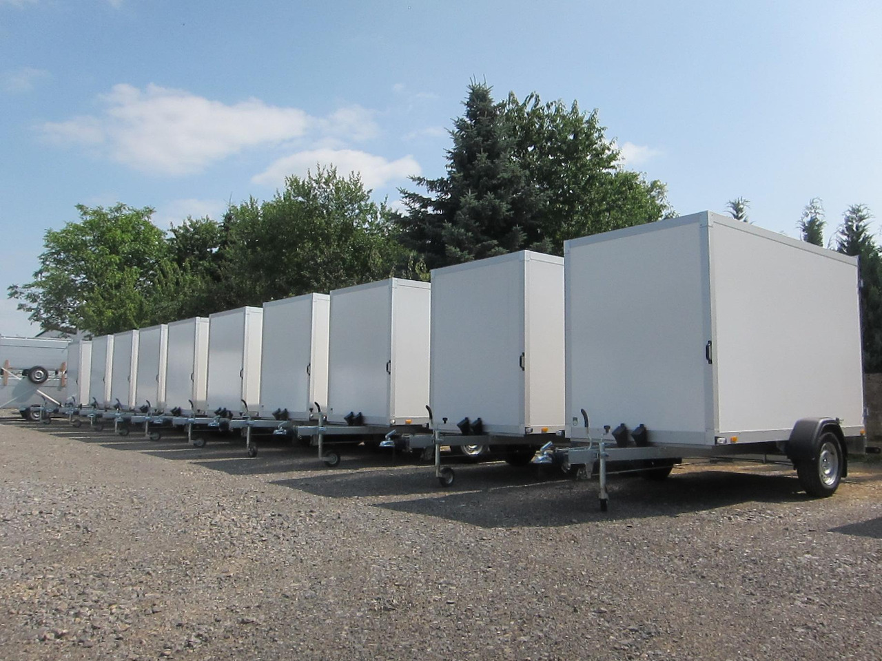 WM Meyer Koffer AZ 1330/151 S30 301x151x185cm (M) 1300Kg Winter Aktion 2024 - Trailer kotak tertutup: gambar 2 WM Meyer Koffer AZ 1330/151 S30 301x151x185cm (M) 1300Kg Winter Aktion 2024 - Trailer kotak tertutup: gambar 2