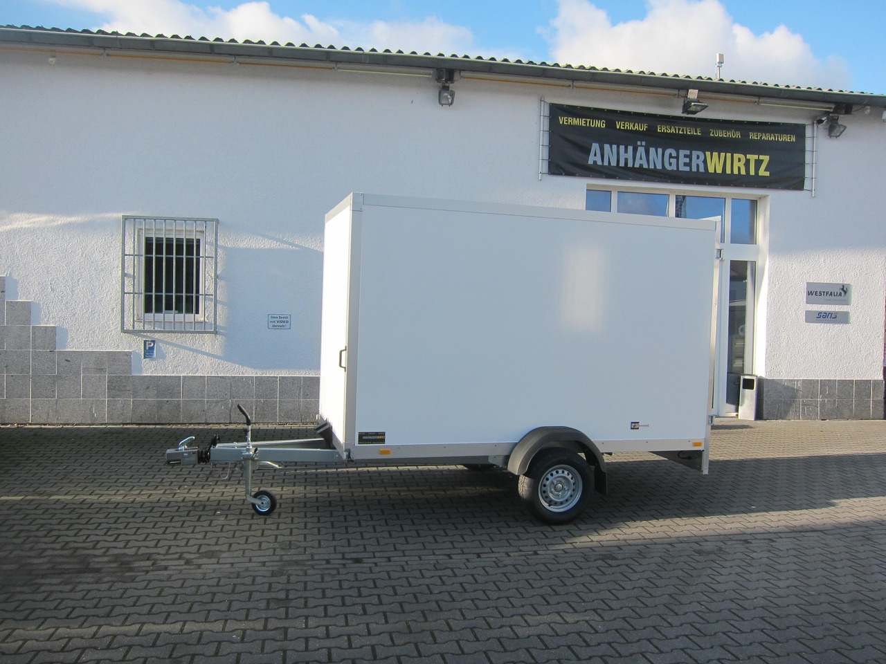 WM Meyer Koffer AZ 1330/151 S30 301x151x185cm (M) 1300Kg Winter Aktion 2024 - Trailer kotak tertutup: gambar 3 WM Meyer Koffer AZ 1330/151 S30 301x151x185cm (M) 1300Kg Winter Aktion 2024 - Trailer kotak tertutup: gambar 3