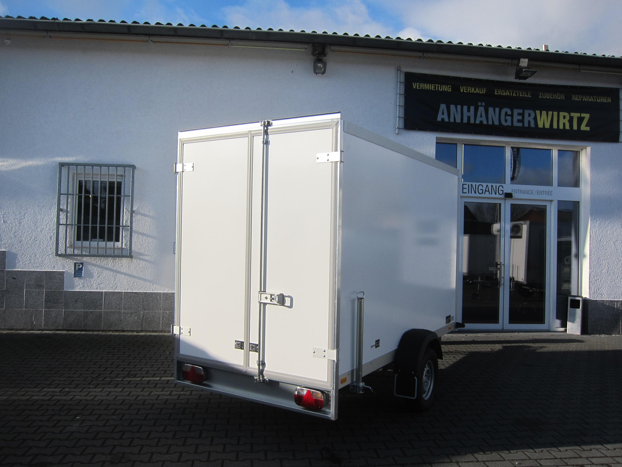 WM Meyer Koffer AZ 1330/151 S30 301x151x185cm (M) 1300Kg Winter Aktion 2024 - Trailer kotak tertutup: gambar 4 WM Meyer Koffer AZ 1330/151 S30 301x151x185cm (M) 1300Kg Winter Aktion 2024 - Trailer kotak tertutup: gambar 4